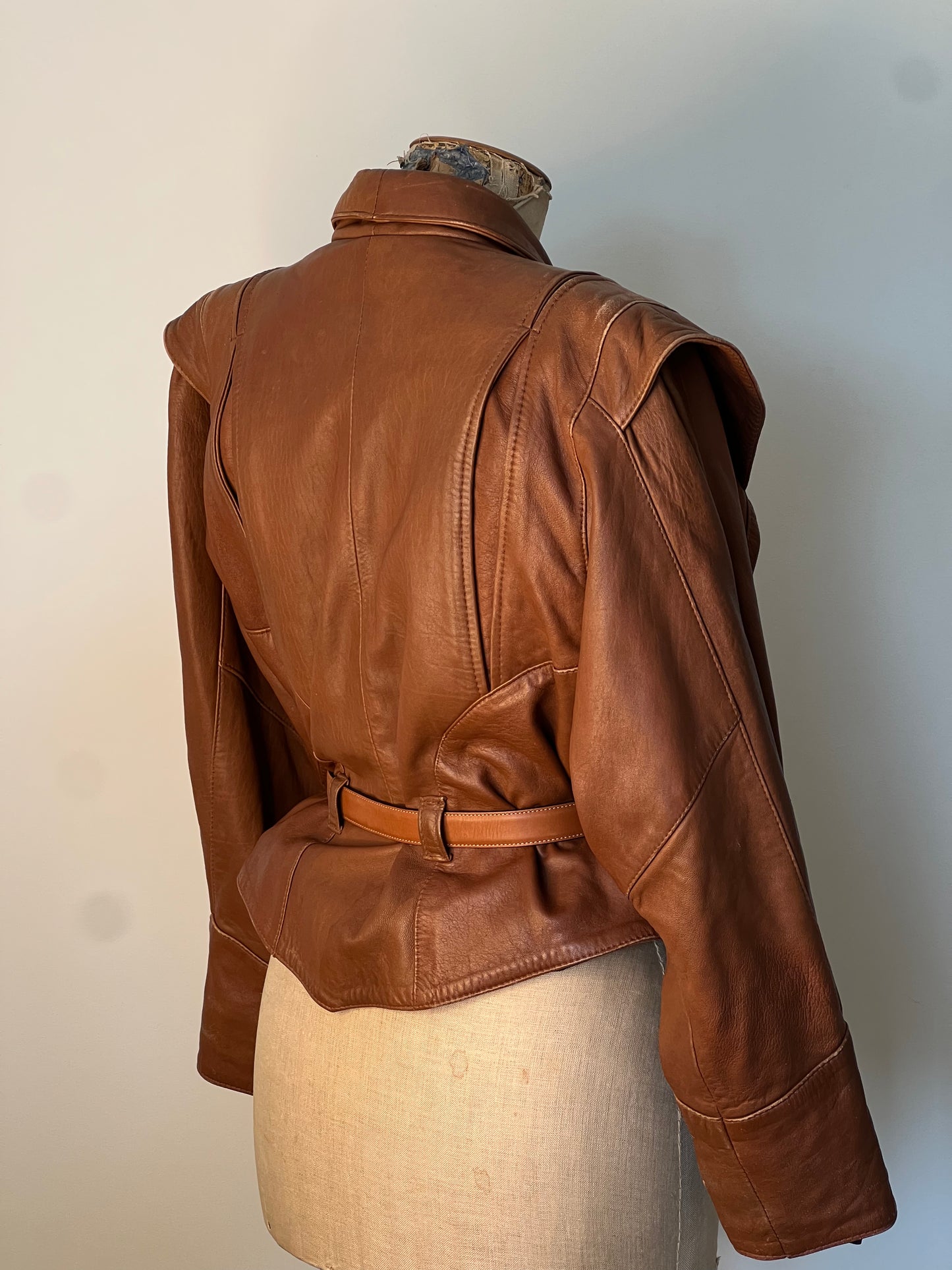 80's Shouldered Leather Jacket